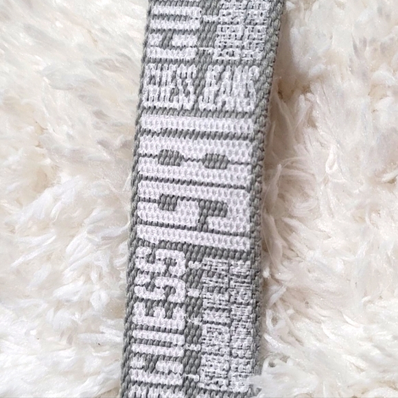 Guess 1981 Jeans Belt - Picture 5 of 7